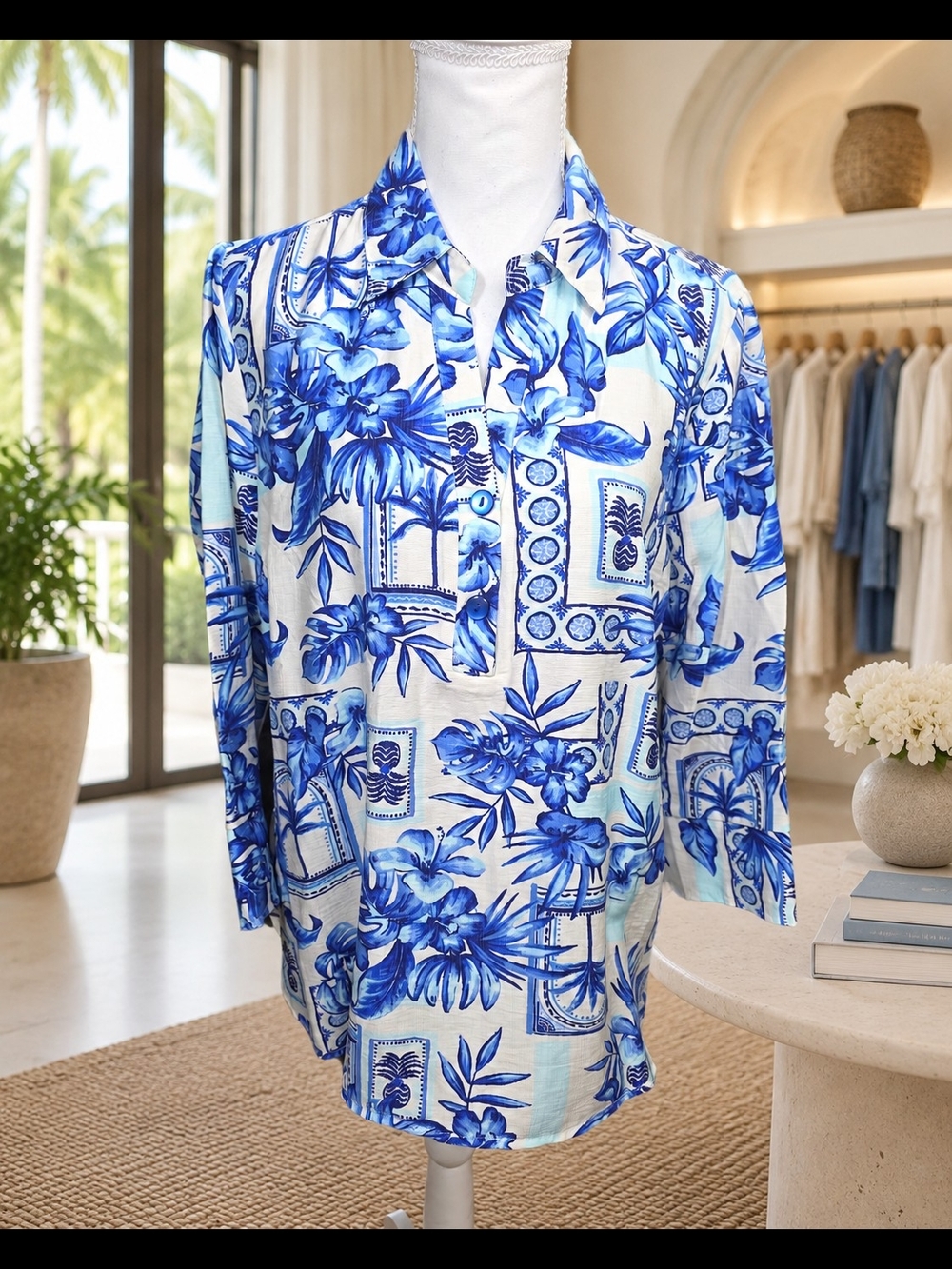 Unique Spectrum by Mille Gabrielle Blue Tropical Print Tunic Top, size M, NWT - Picture 6 of 10